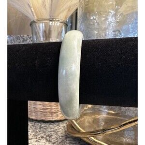 Vintage Green Jadeite Bangle Bracelet 58mm Flat Inner | 15mm Wide | High Chime